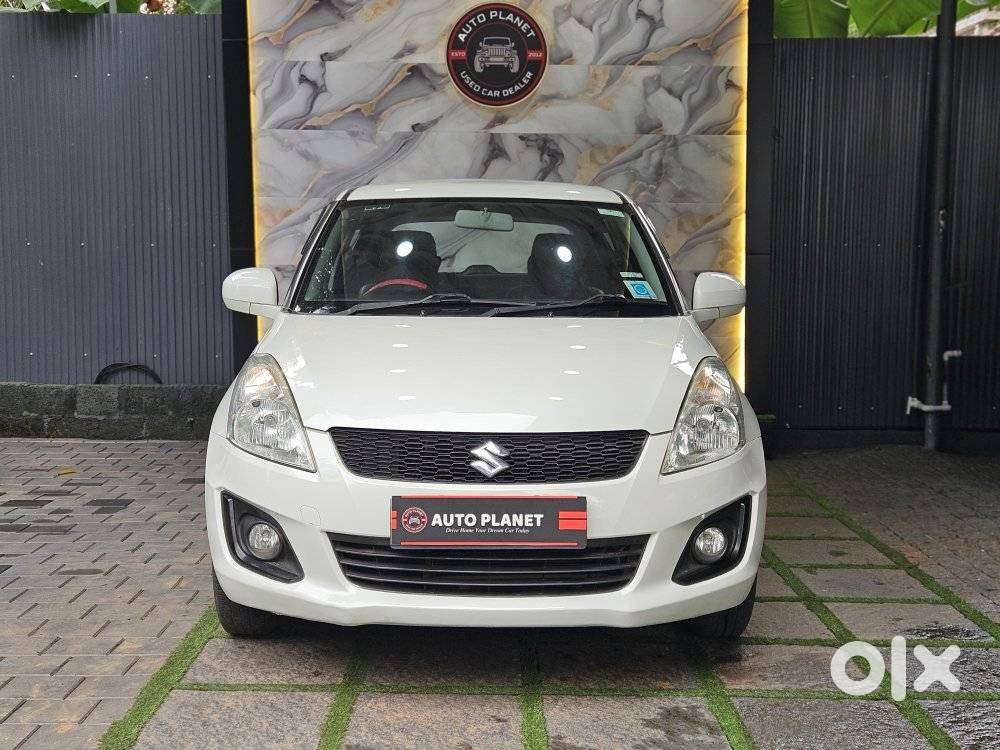 Maruti Suzuki Swift Lxi Optional-o, 2017, Petrol