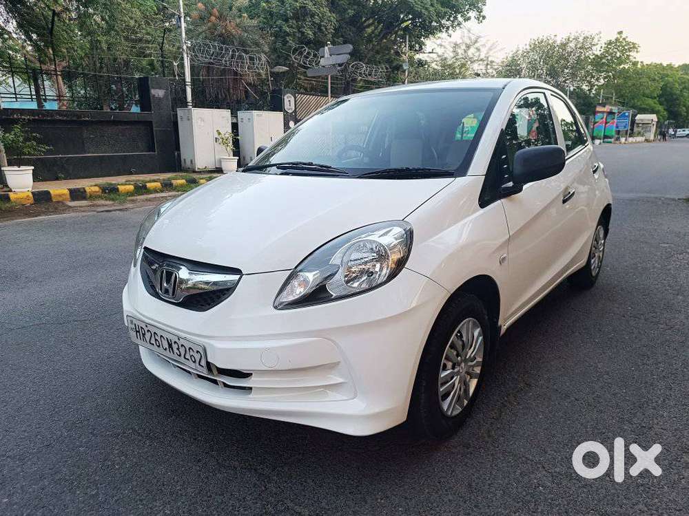 Honda Brio E Mt, 2015, Petrol