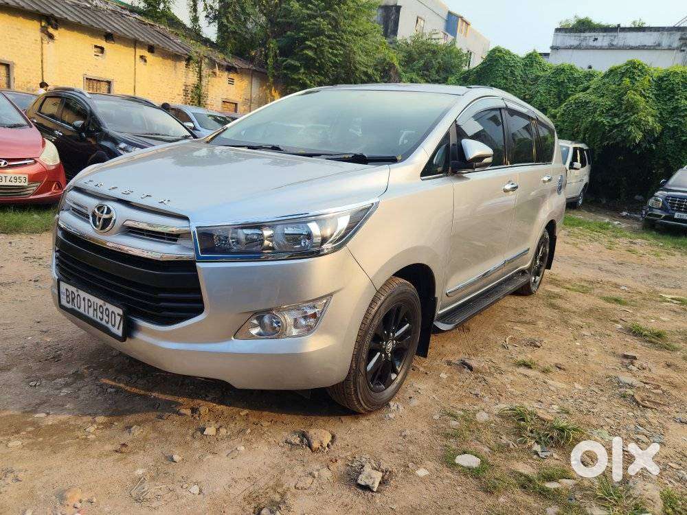 Toyota Innova Crysta 2.4 V, 2017, Diesel