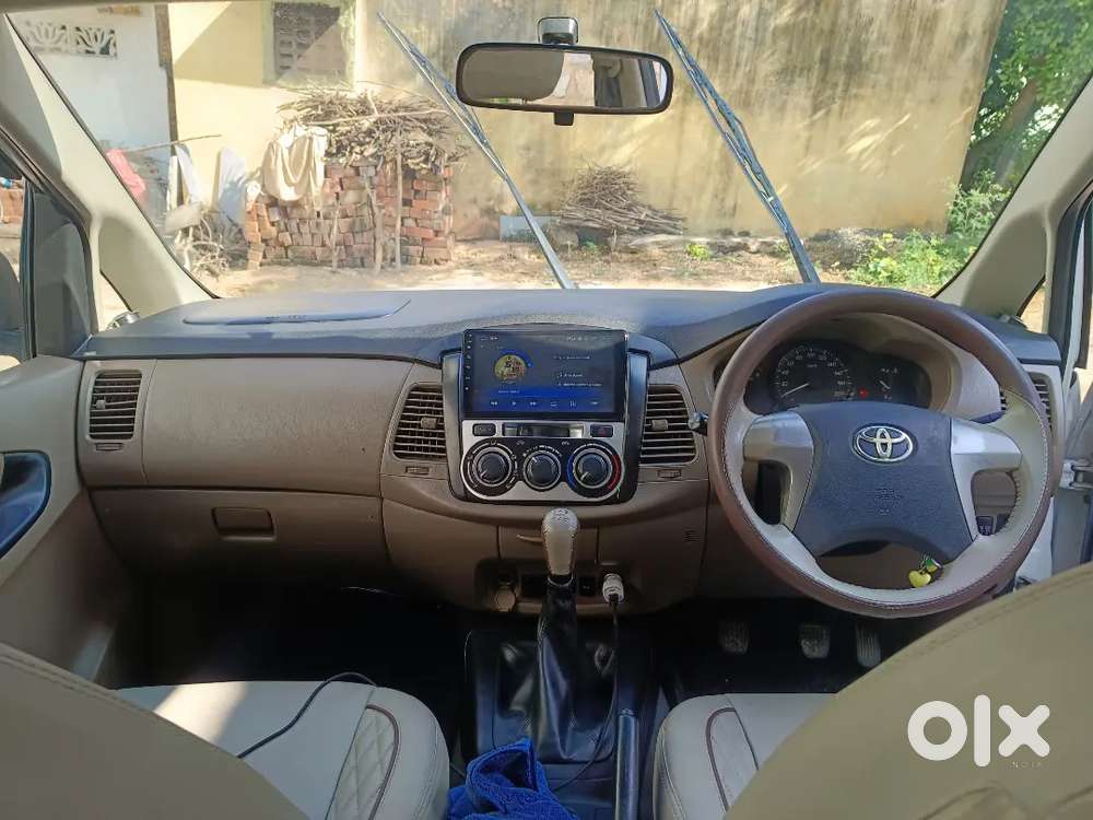 Innova 6+1