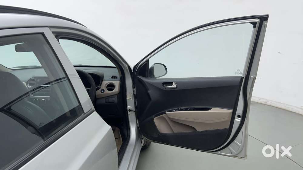Hyundai Grand I10 1.2 Kappa Asta At Vtvt, 2015, Petrol