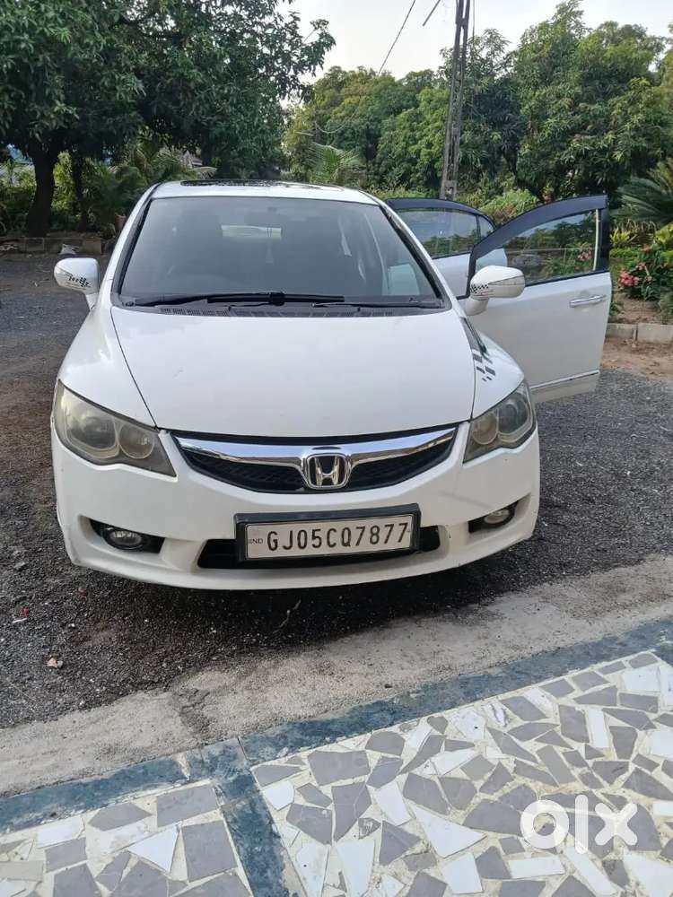 Honda Civic 2011 Petrol Good Condition ( Petrol - Cng ) With Sunroof