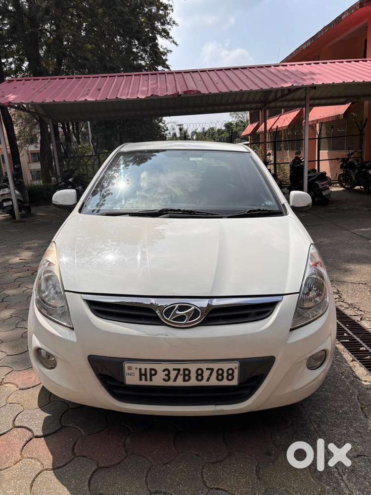 Hyundai I20 Petrol Manual 2011