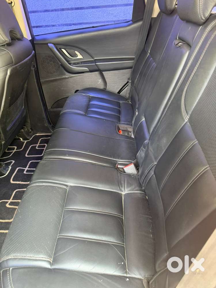 Mahindra Xuv500 2.2 2018