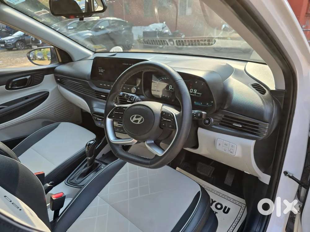 Hyundai I20 Asta (o) 1.2 Ivt, 2024, Petrol