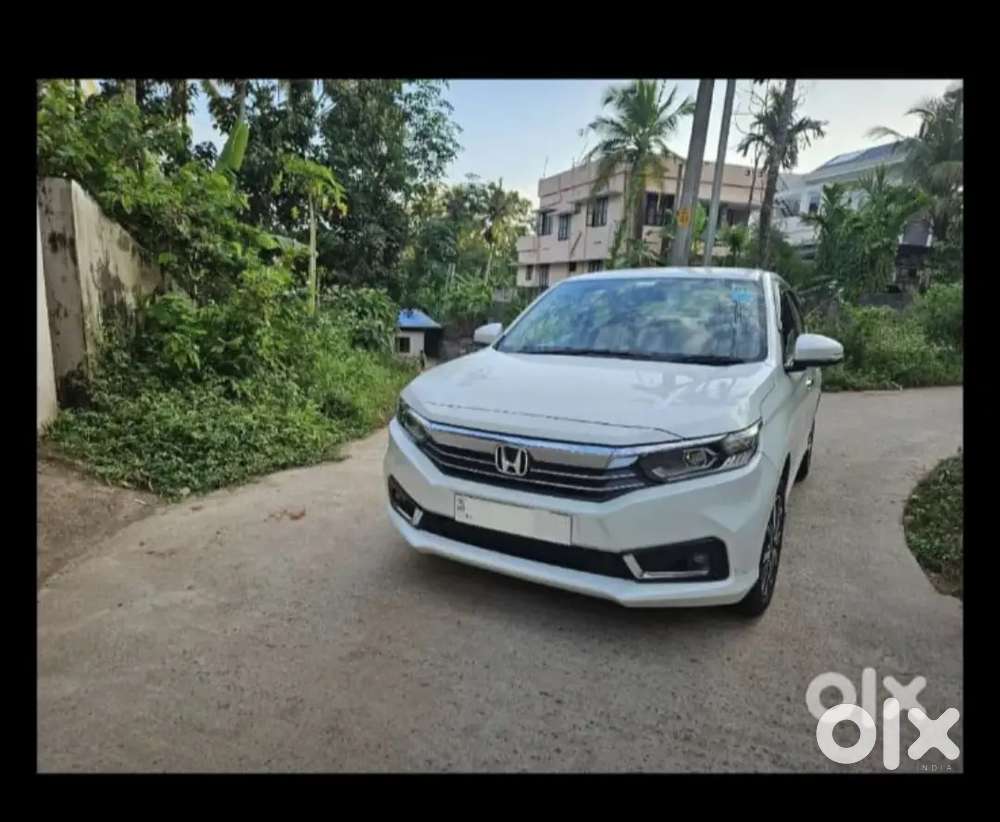 Honda Amaze 2025 Petrol 10000 Km Driven