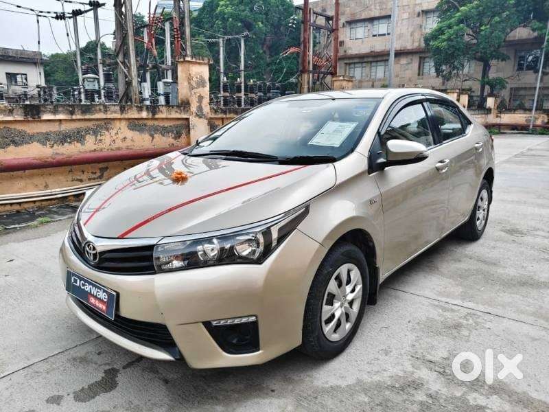 Toyota Corolla Altis 1.8 J, 2016, Petrol