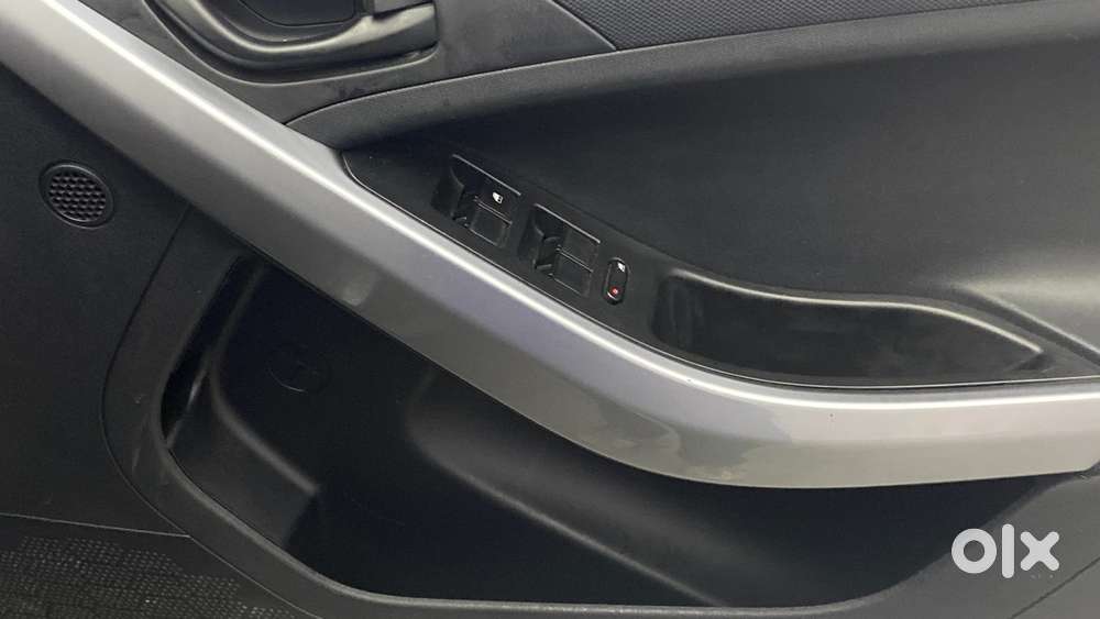 Tata Nexon 1.2 Revotron Xma, 2020, Petrol