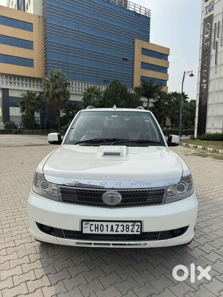 Tata Safari Storme Lx, 2014, Diesel