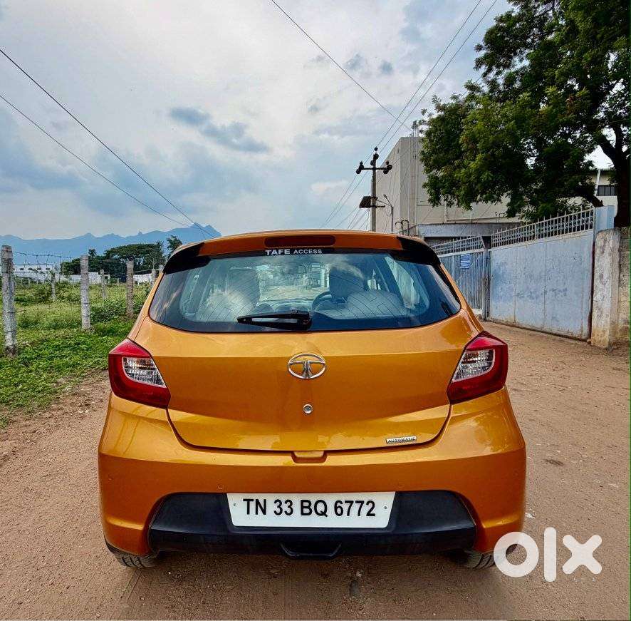 Tata Tiago 1.2 Revotron Xza, 2018, Petrol