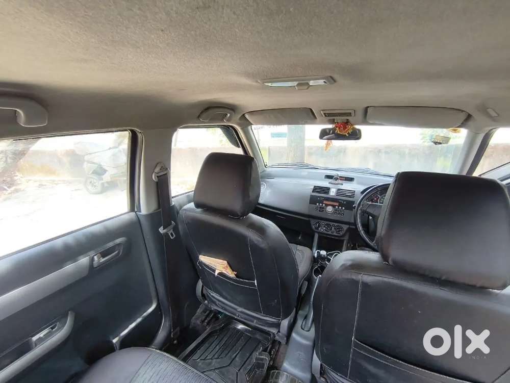 Gadi Bilkul Ok Condition Mein Hai Aur 4 Tyre New H .