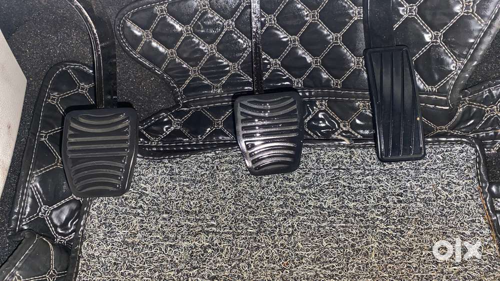 Mahindra Xuv300 W8 Option, 2021, Petrol