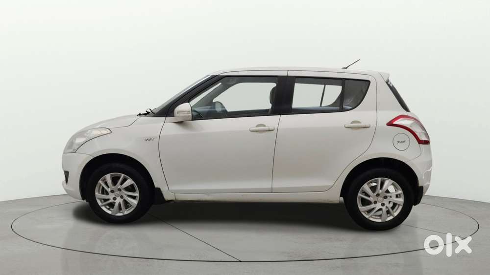 Maruti Suzuki Swift Zxi, 2013, Petrol