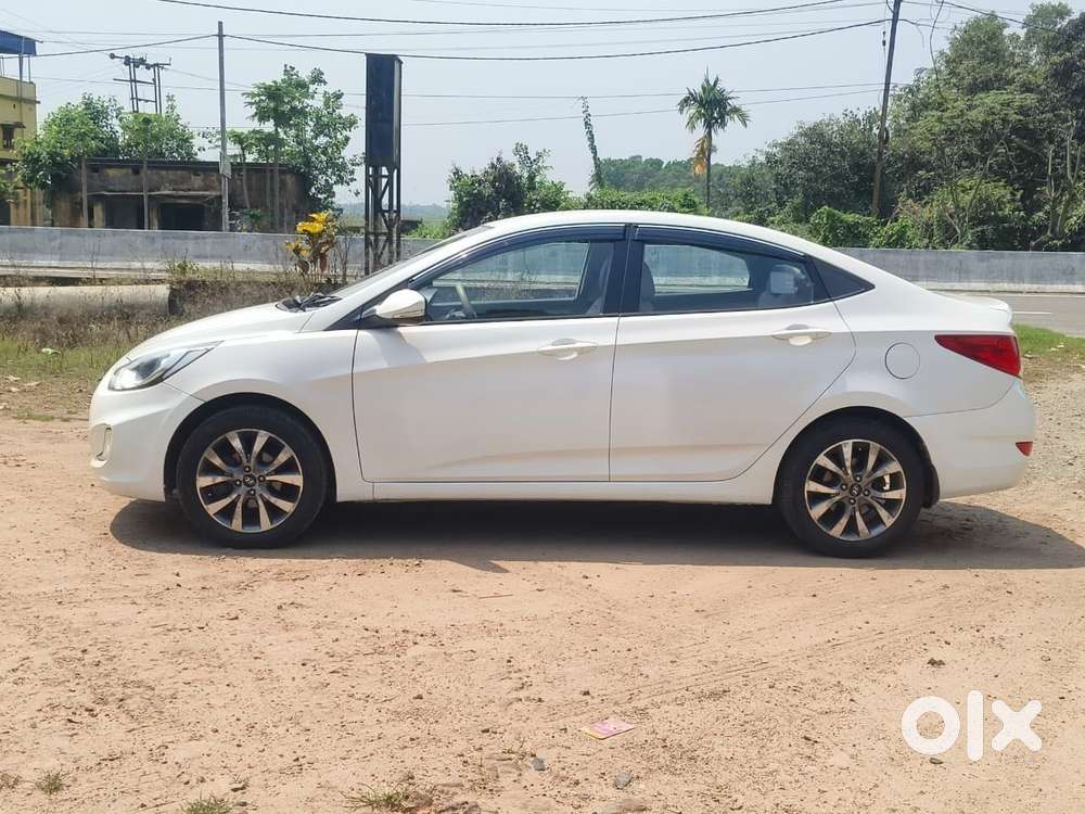 Hyundai Verna Vtvt 1.6 Sx, 2015, Petrol