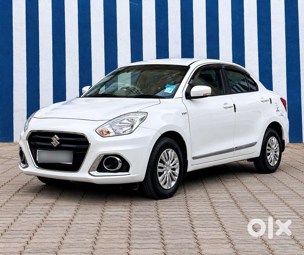 Maruti Suzuki Dzire Vxi Ags, 2022, Petrol