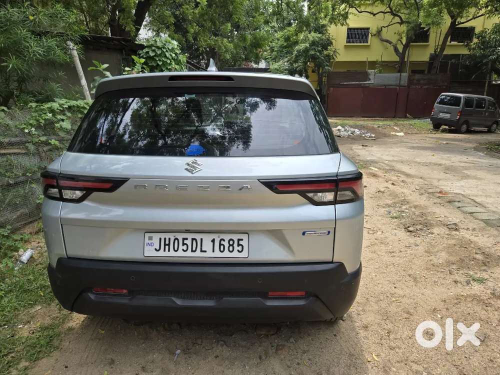 Maruti Suzuki Brezza 1.5 Vxi Hybrid 2023