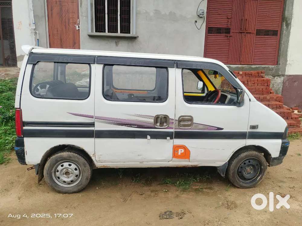 Maruti Suzuki Eeco 2014 Cng  Company Fitted 150000 Km