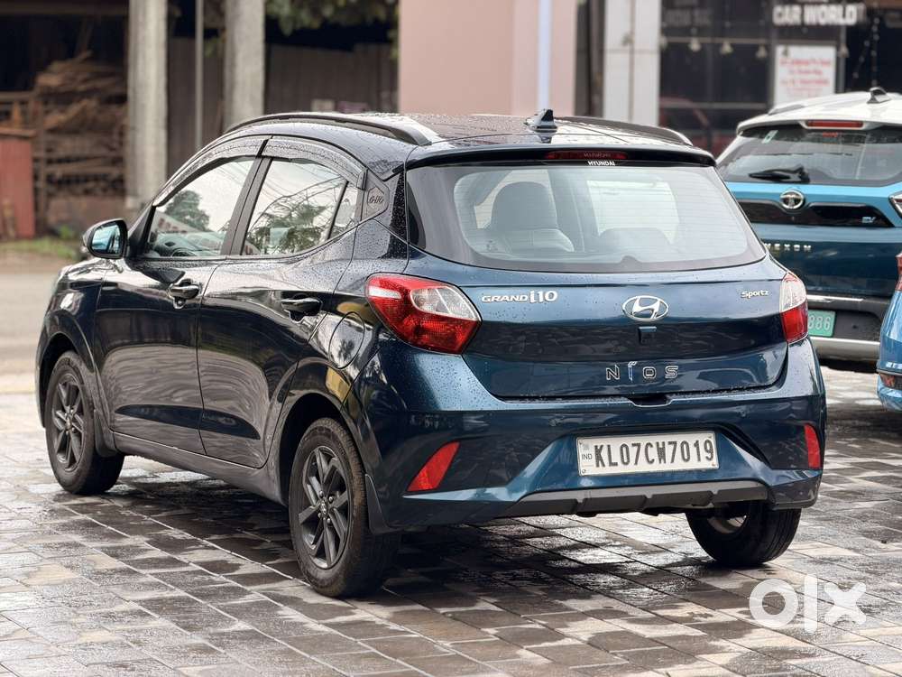 Hyundai Grand I10 Nios Sportz 1.2 At, 2021, Petrol