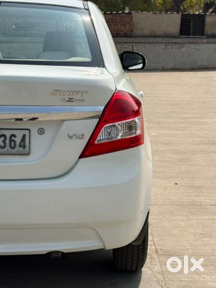 Maruti Suzuki Swift Dzire 1.3 Vxi, 2014, Petrol