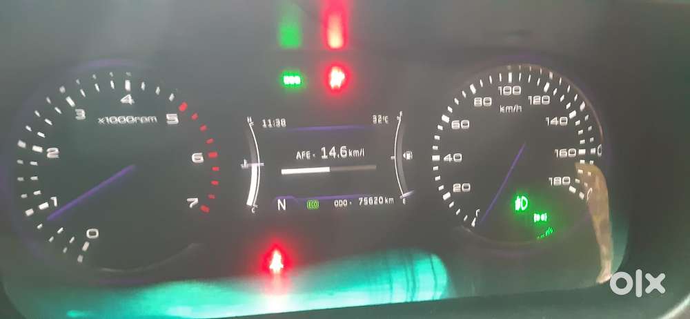 Mahindra Marazzo M8 8str, 2019, Diesel