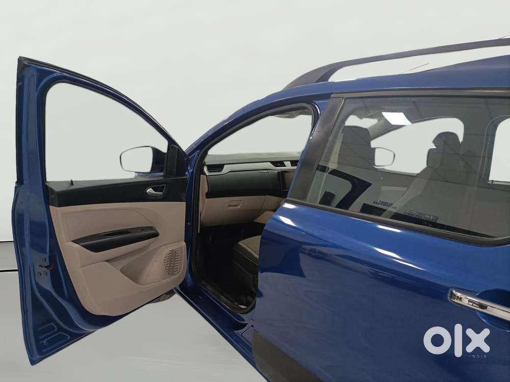 Renault Triber Rxz Easy-r Amt, 2023, Petrol