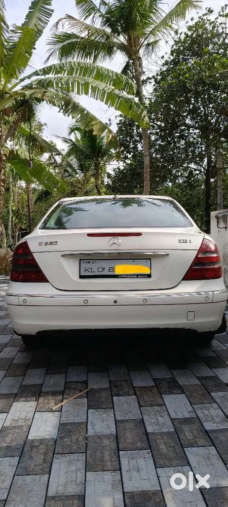 Mercedes-benz E-class 2004 Diesel 200000 Km Driven