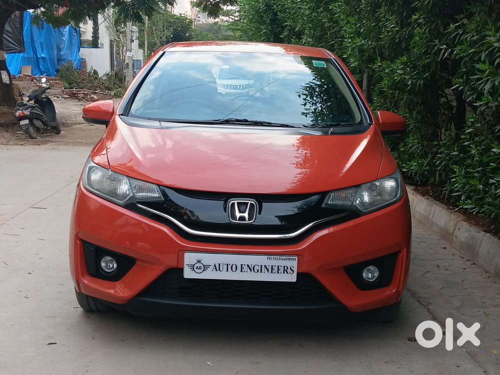 Honda Jazz V Cvt, 2015, Petrol