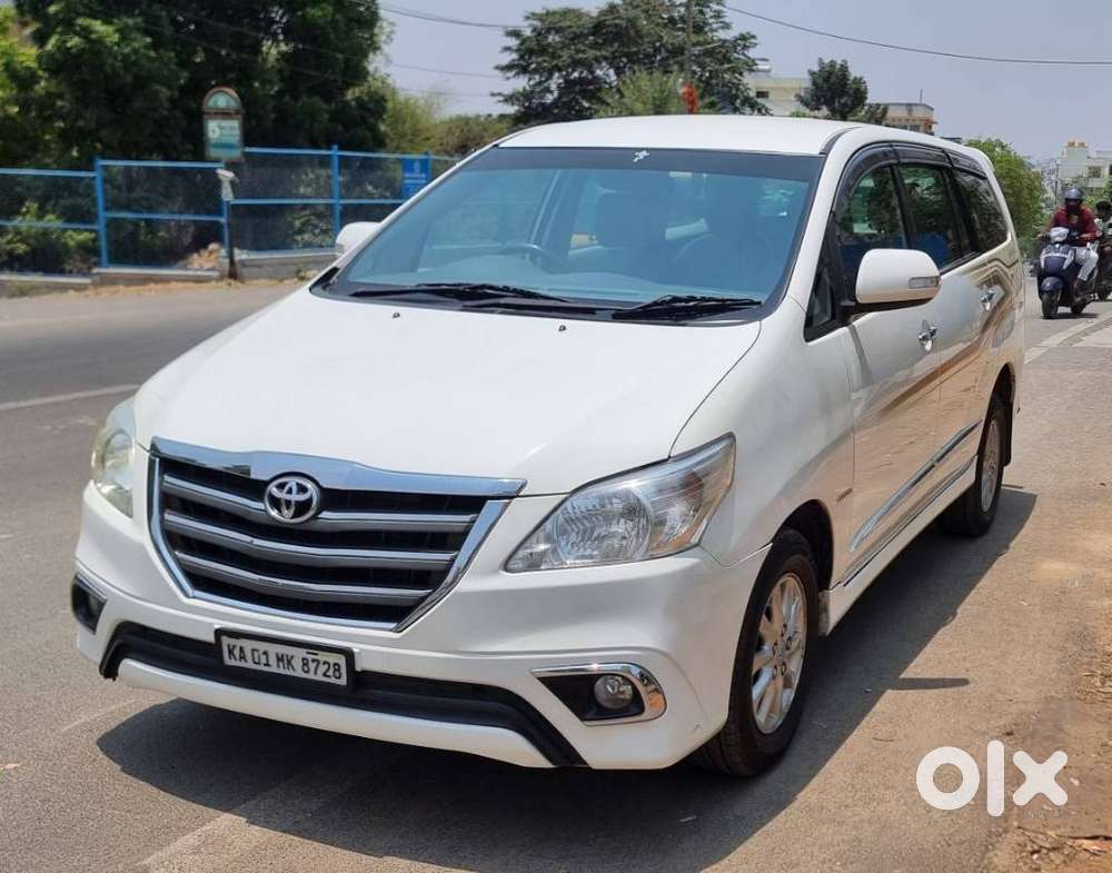 Toyota Innova 2.5 Zx 7 Str Bs-iv, 2014, Diesel