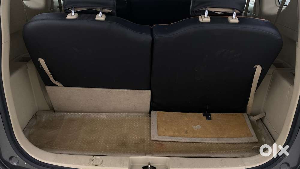 Maruti Suzuki Ertiga Vxi At, 2016, Petrol