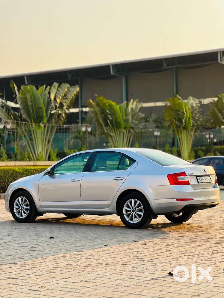 Skoda Octavia Ambition 2.0 Tdi At, 2013, Diesel