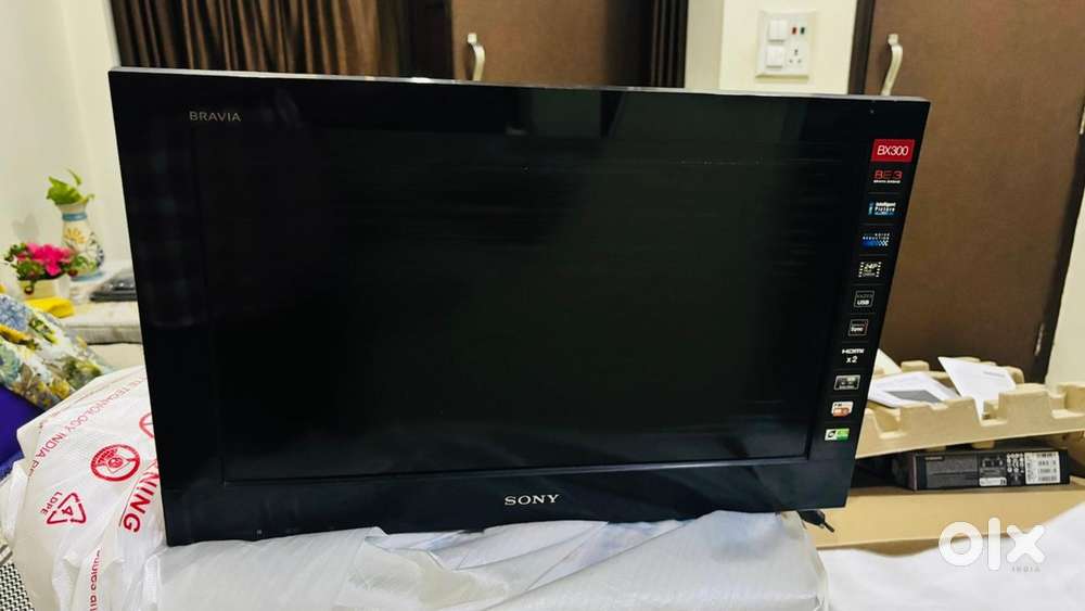 Sony Lcd Tv (brand new condition)