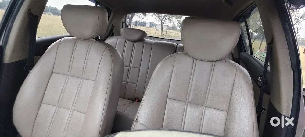 Hyundai I20 2011 Cars