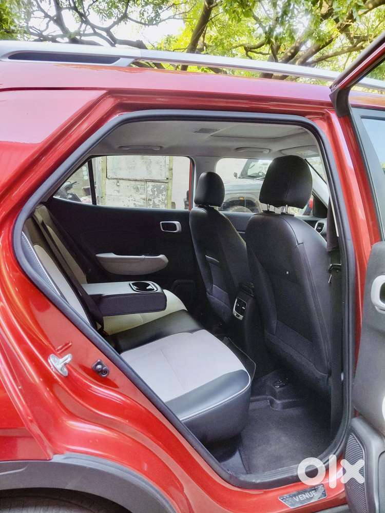 Hyundai Venue 1.0 Sx (o) Turbo Dct, 2022, Petrol