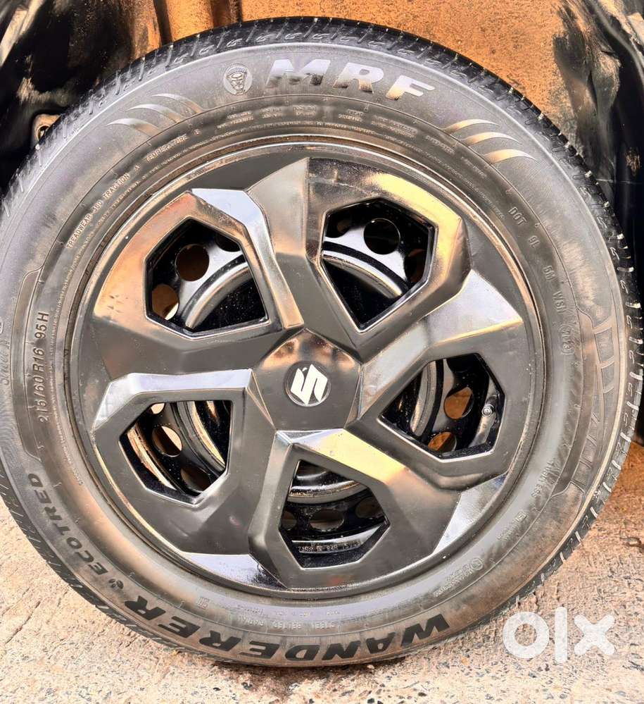 Maruti Suzuki Brezza Vxi S-cng, 2023, Cng & Hybrids