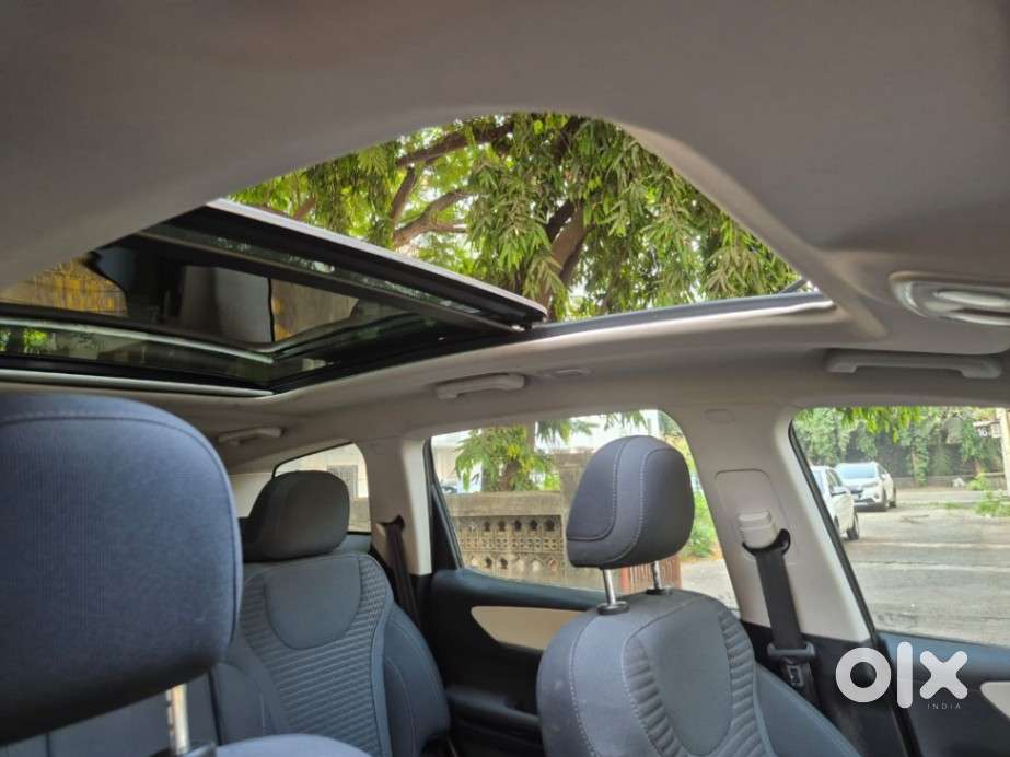 Mahindra Xuv700 2.2 Ax 5 Diesel Mt 7 Str, 2024, Diesel