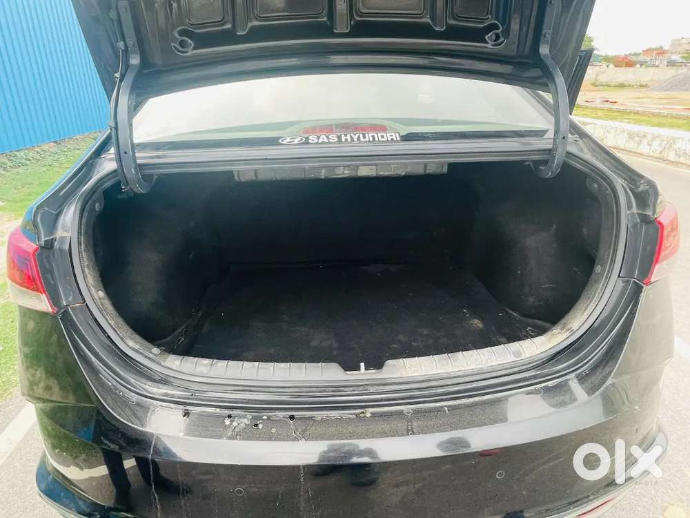Hyundai Verna Sunroof Diesel Sx Crdi Mt 2021