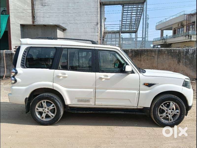 Mahindra Scorpio S10 7 Seater, 2016, Diesel