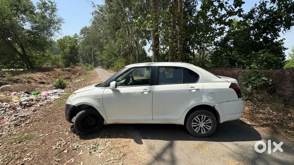 Maruti Suzuki Swift Dzire 2013 Diesel 119700 Km Driven