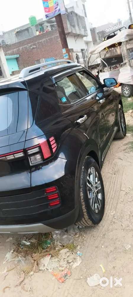 Hyundai Venue 1.5 Crdi 2025, Sunroof Push Button Top Model