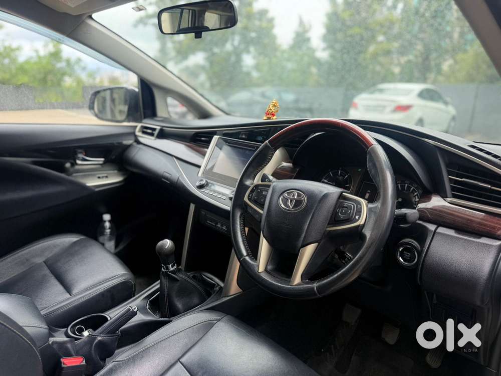 Toyota Innova Crysta 2.4 Zx Mt, 2017, Diesel