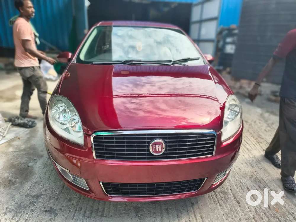 Fiat Linea Emotion 2010 Model