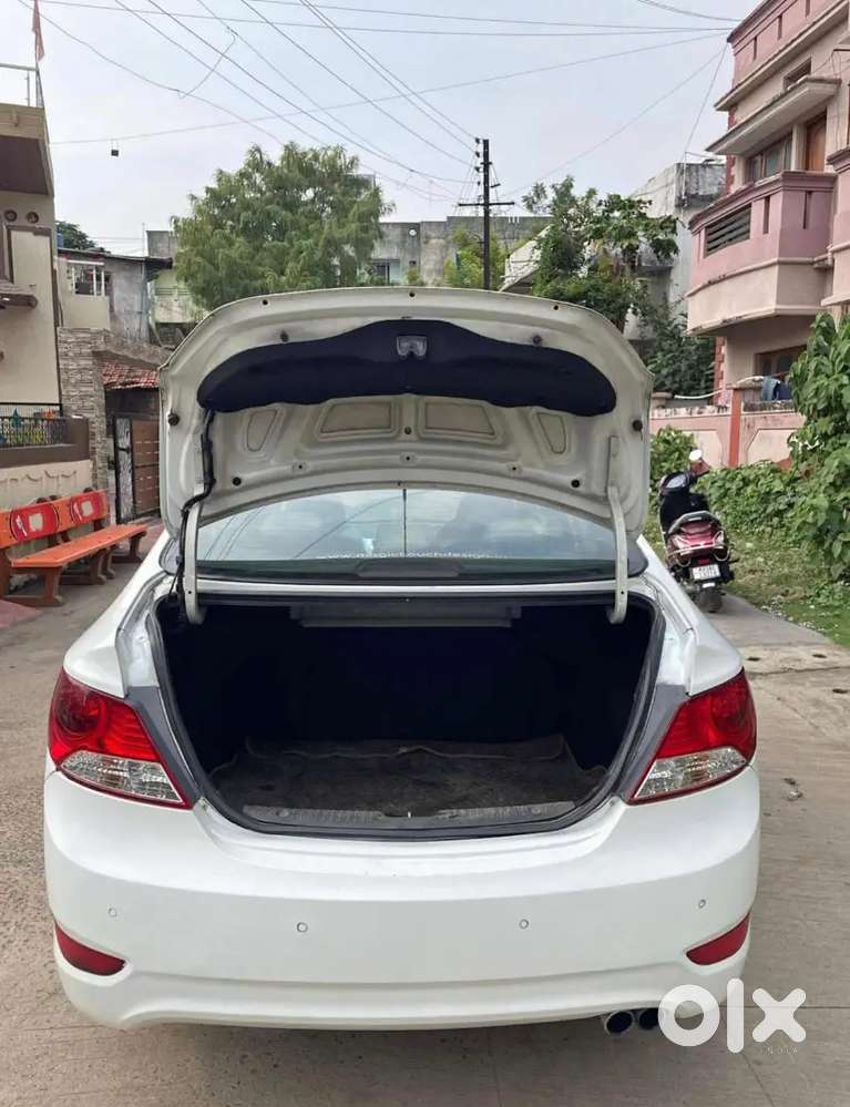 Hyundai Verna 2011 Diesel 72000 Km Driven
