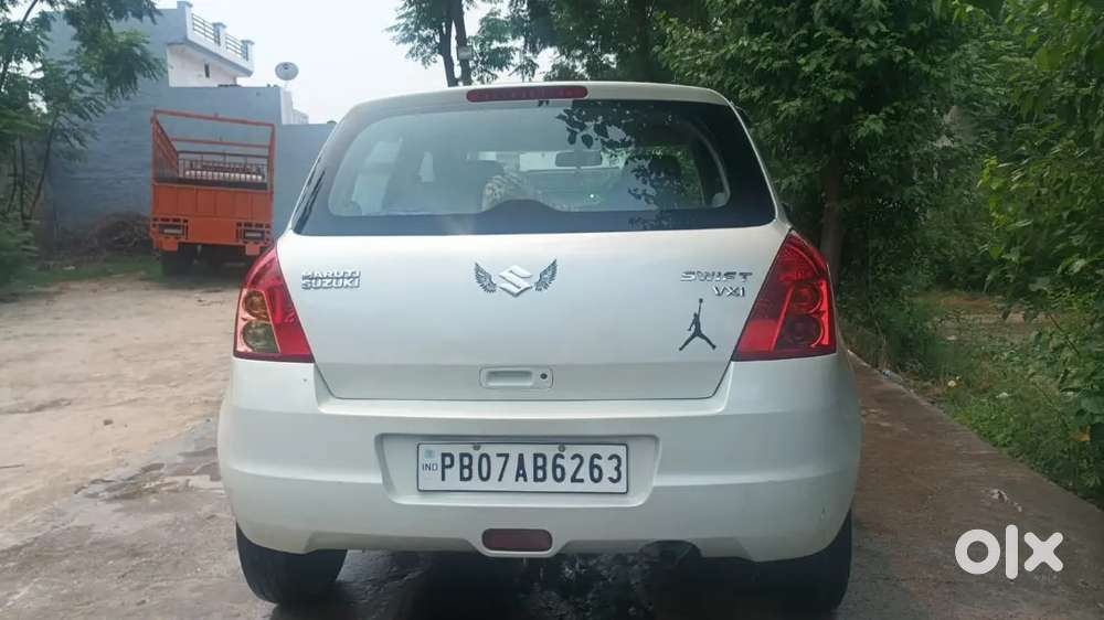 Maruti Suzuki Swift Vdi 2011 Year