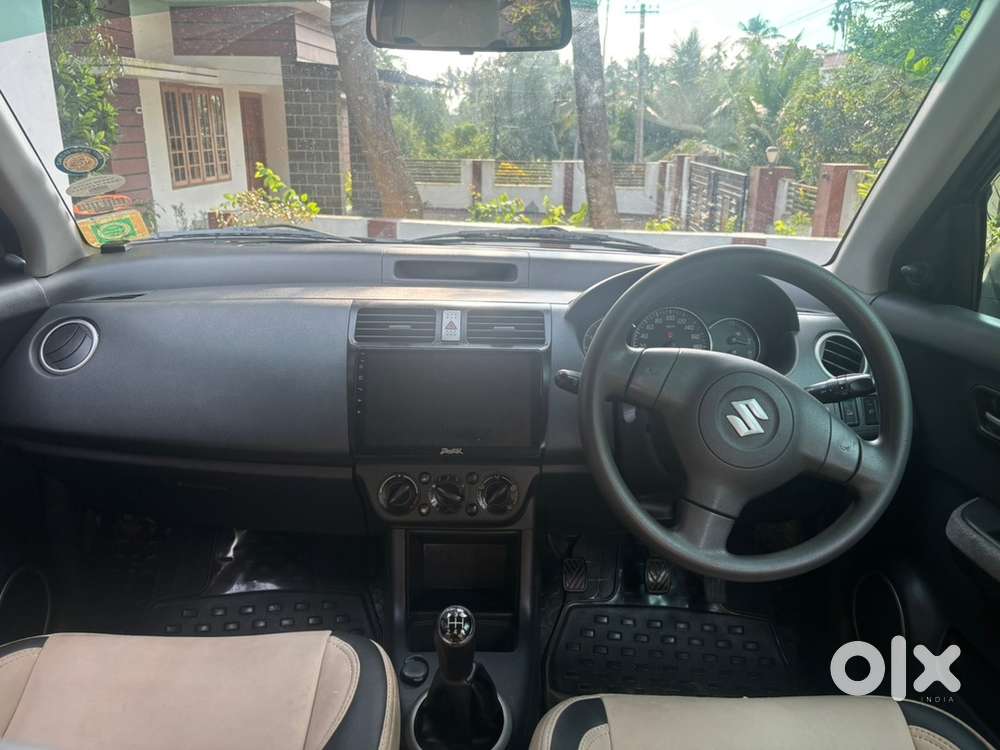 Maruti Suzuki Swift Dzire 2010