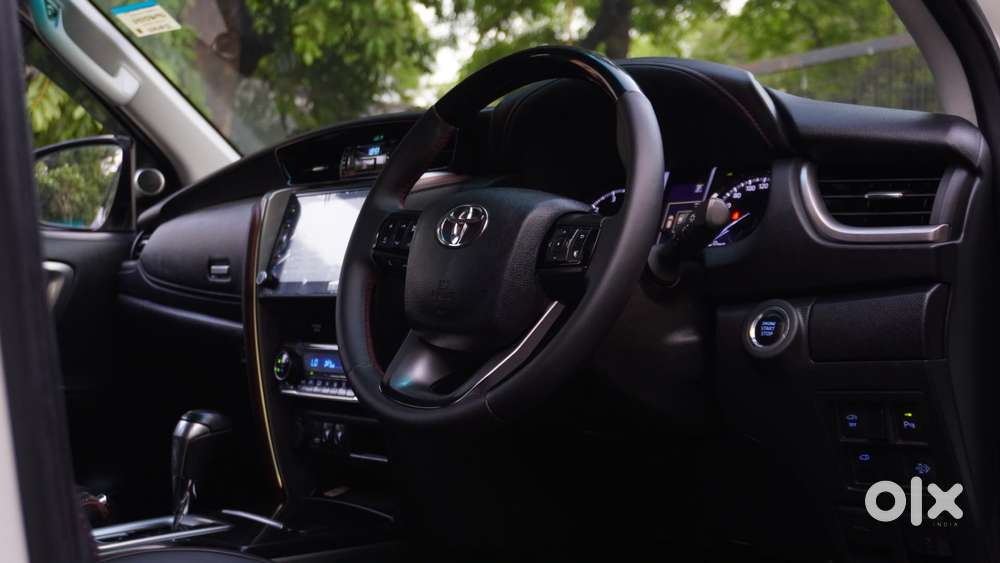 Toyota Fortuner Legender 4x2 At 2.8, 2022, Diesel