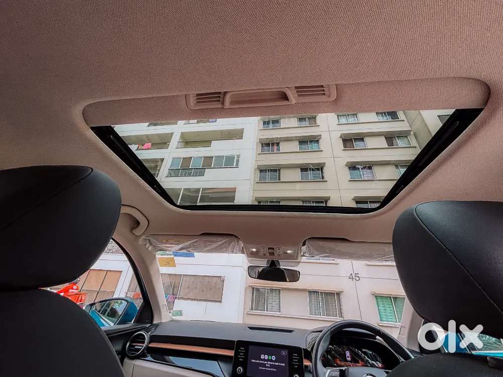 Skoda Slavia 1.0 Tsi Automatic Prestige  2023  6000 Km Driven