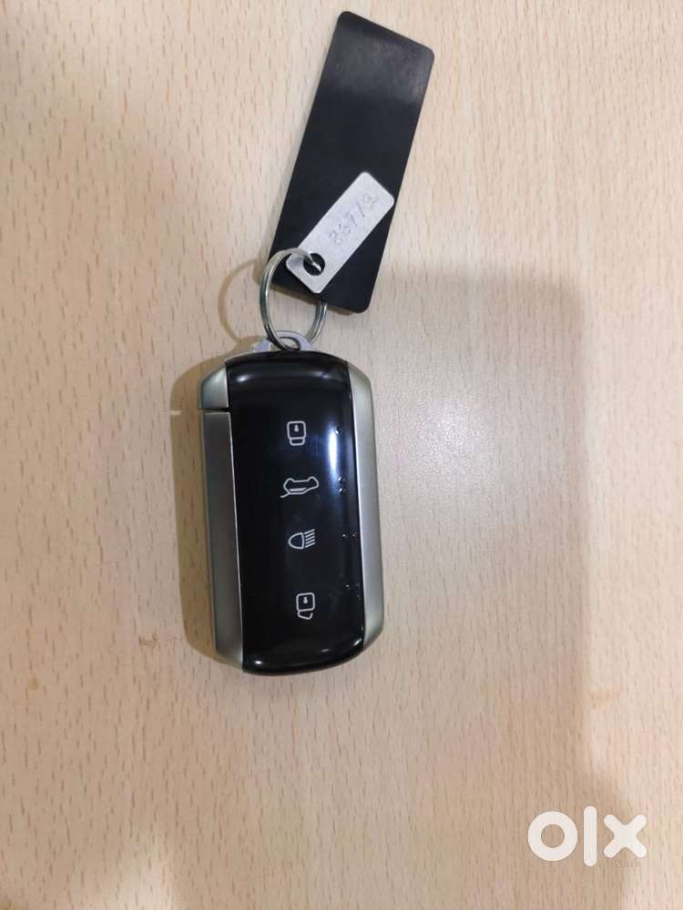 Tata Sierra Smart Plus Petrol With Premium Alloys And Interior