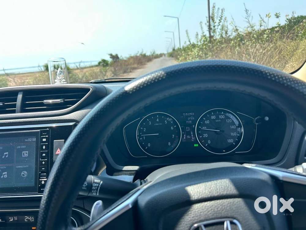 Honda Amaze 2nd Gen 2024 Petrol Well Maintained