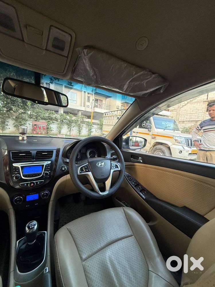 Hyundai Verna Fluidic 1.6 Crdi Sx Opt, 2015, Diesel