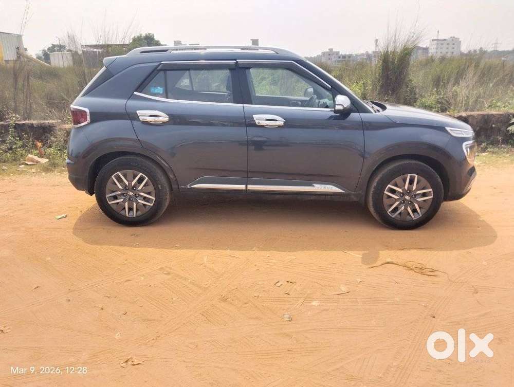 Hyundai Venue, 2022, Petrol